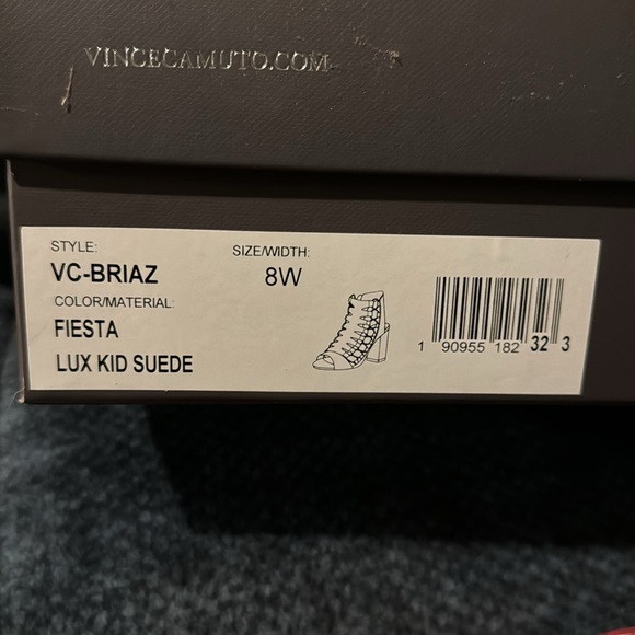 NIB Vince Camuto stacked heels - Picture 4 of 5